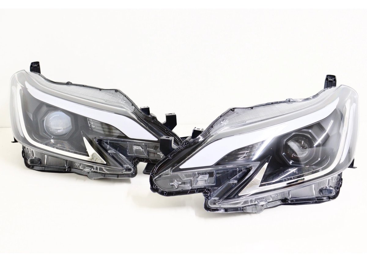 TOYOTA GRX130 マークX / 中期後期型 アイブロウヘッドライト