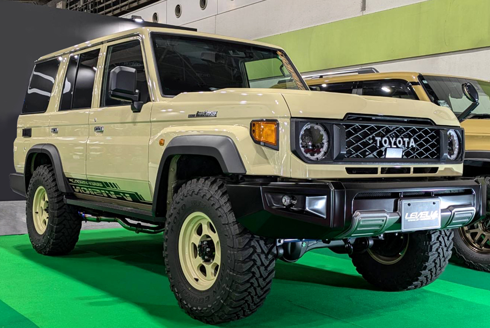 V-VISION ランドクルーザー70 2023年再再販モデル フロントバンパー