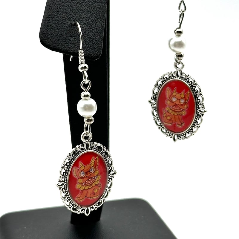 沖縄シリーズ 現代画家ザビちゃんコラボ《シーサー》ピアス