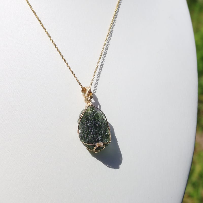 モルダバイト（ペンダントトップ） | Crystal Light