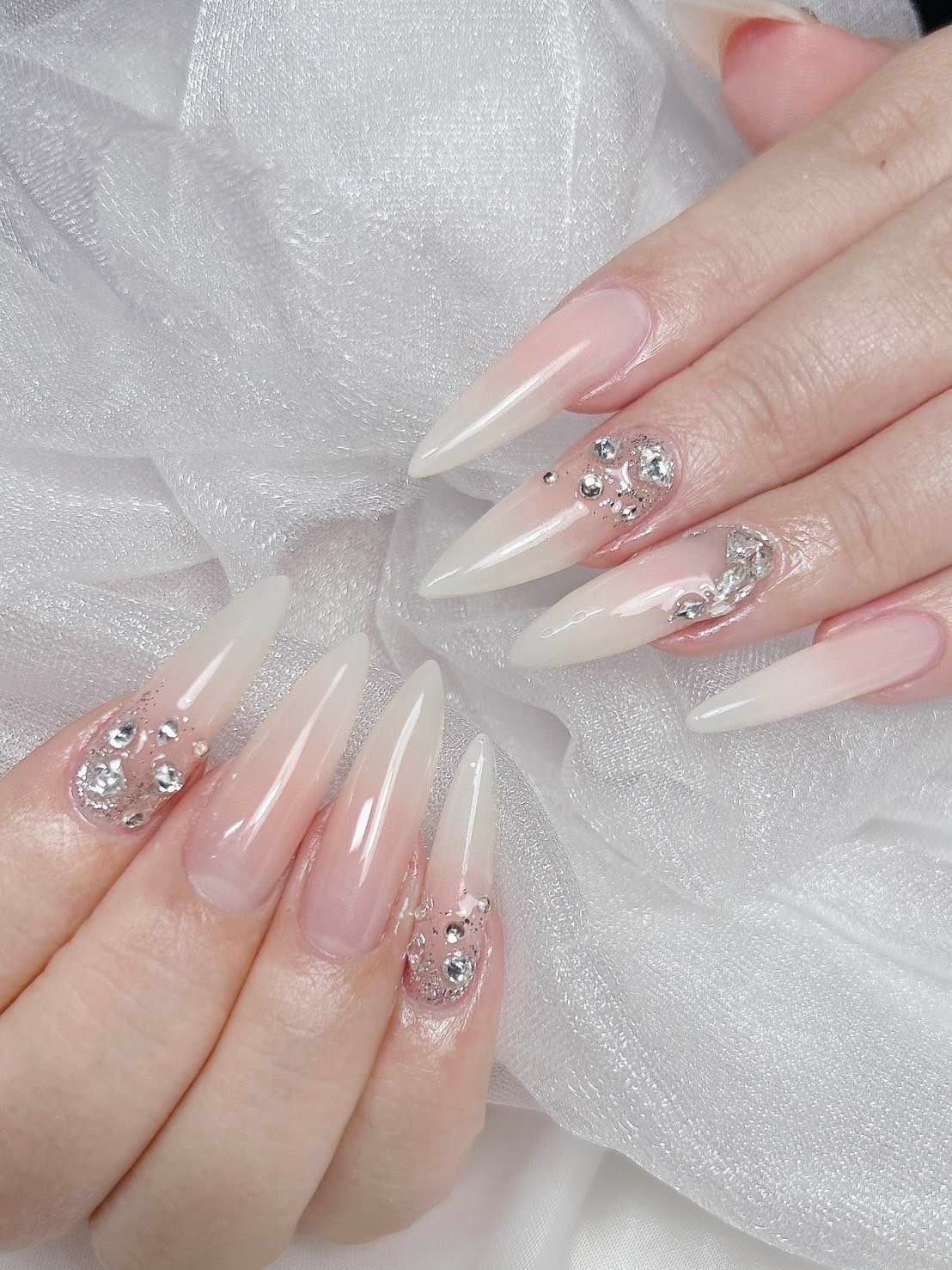 イノゼル エアフィックスカラー ホワイト＆ブラック | Boutique Korea