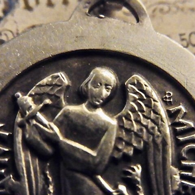 フランス アンティーク 大天使ミカエルとモン・サン・ミシェル メダイ