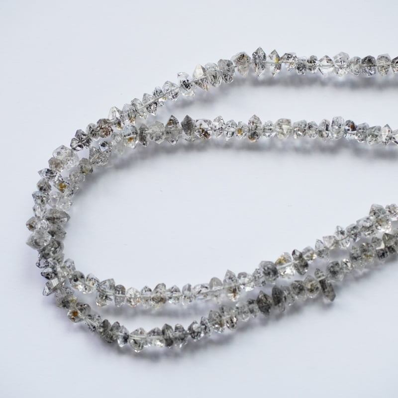 パキスタン産オイルインクォーツ （ハーキマーダイヤモンド型両剣水晶