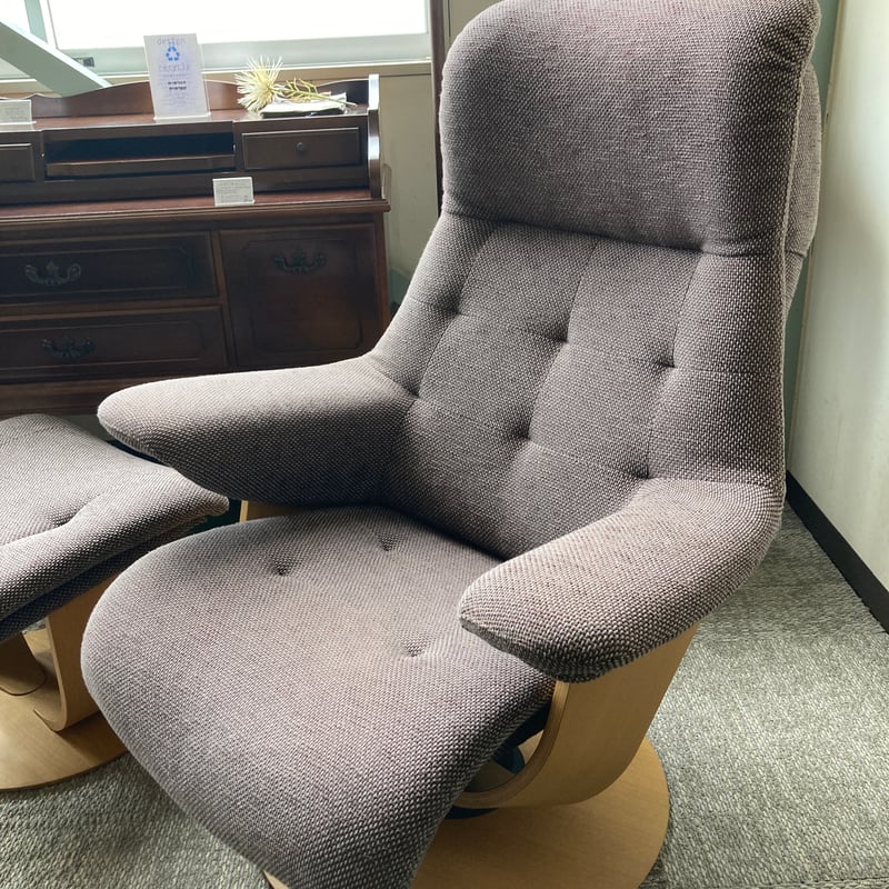 ユーズド品】カリモク家具 THE FIRST リクライナー＋オットマンセット