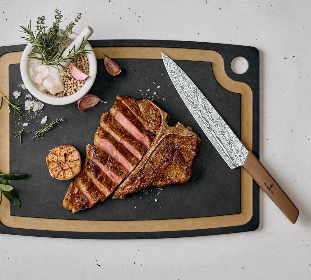 ビクトリノックスがシェフナイフ ダマスカスを発売 | ビクトリノックス