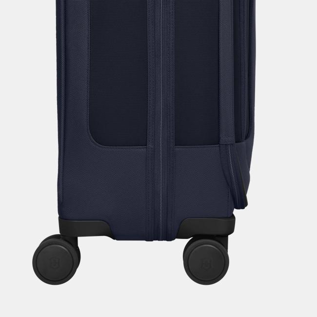 Victorinox Werks Traveler 7.0 Frequent Flyer Carry-On in blue - 653660