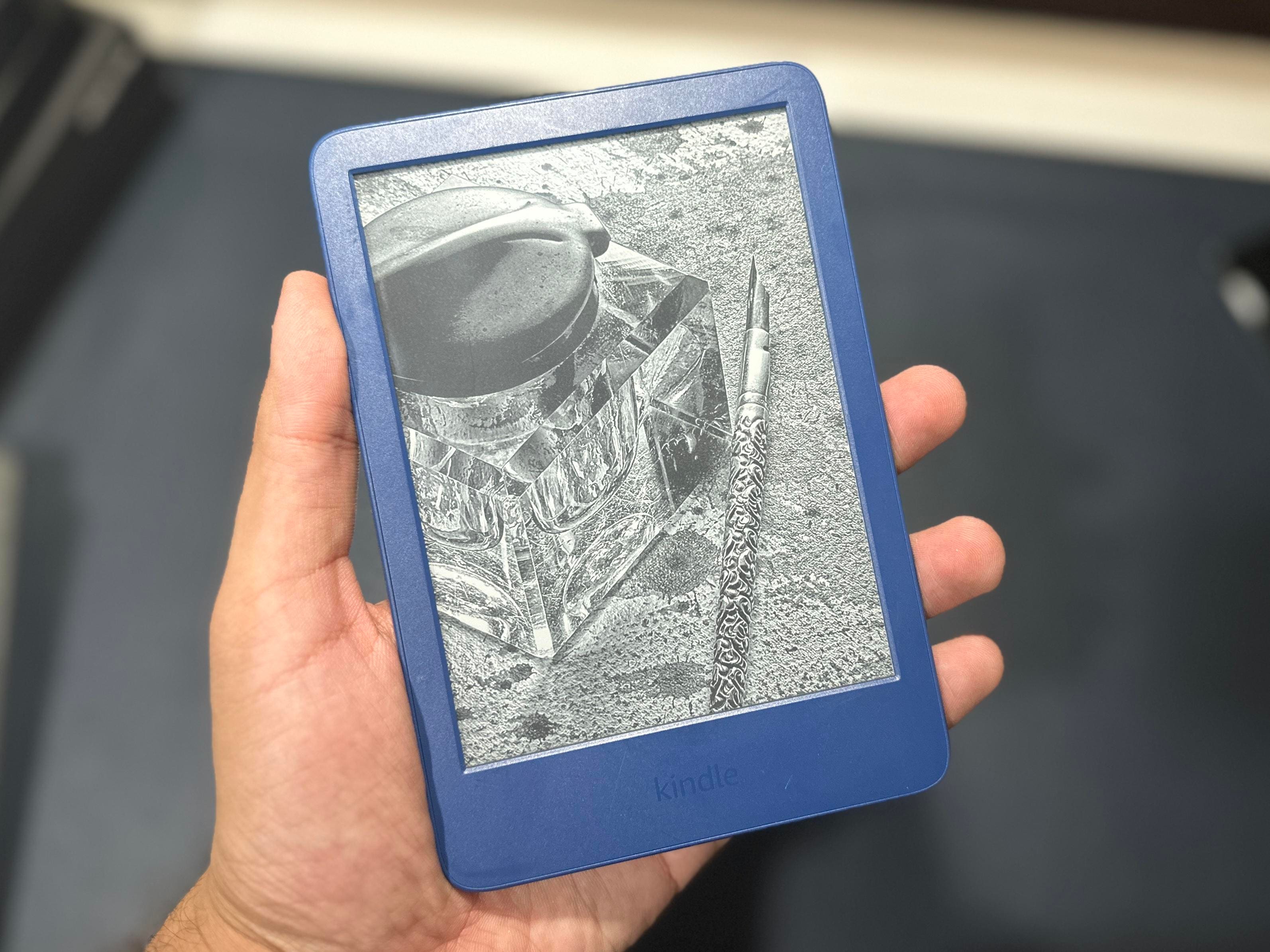 Amazon Kindle 2022 Review: Adorable, Portable And Affordable