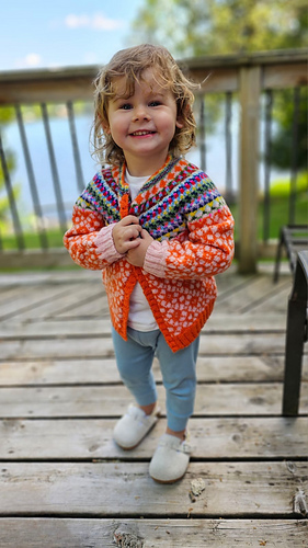 Ravelry: Noomi pattern by Sophie Ochera