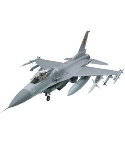Amazon | トランペッター 1/32 アメリカ空軍 F-117A ナイトホーク