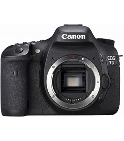 Amazon | Canon EOS 7D Mark II デジタル一眼レフカメラ(本体のみ