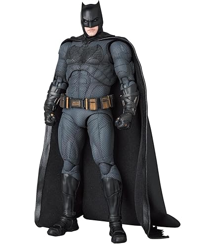 Amazon.co.jp: RAH リアルアクションヒーローズ BATMAN THE DARK