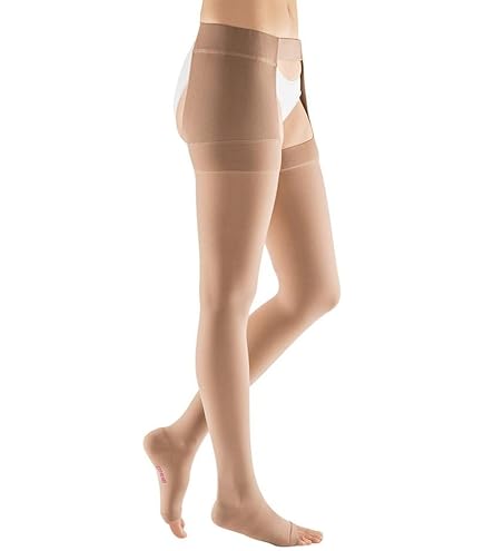 Amazon.com: Medi Plus Thigh High W/ Waist Attachment 20-30mmHg