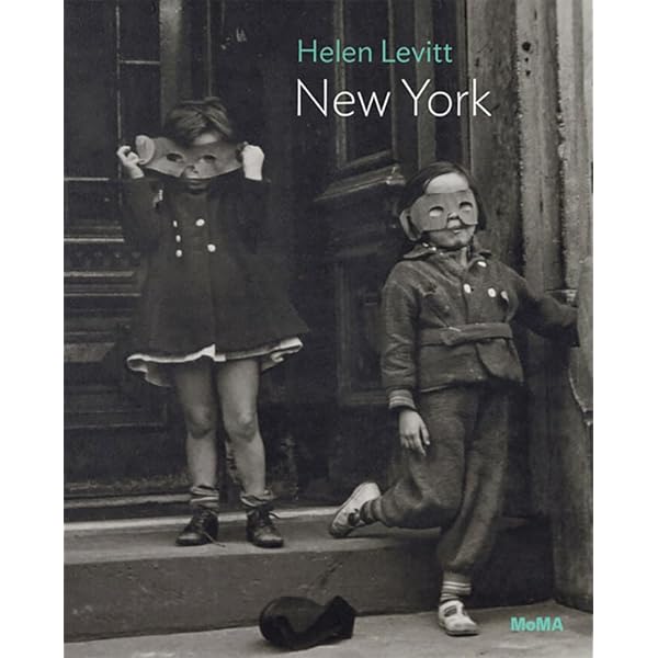 Crosstown: Helen Levitt, Francine Prose: 9781576871034: Amazon.com