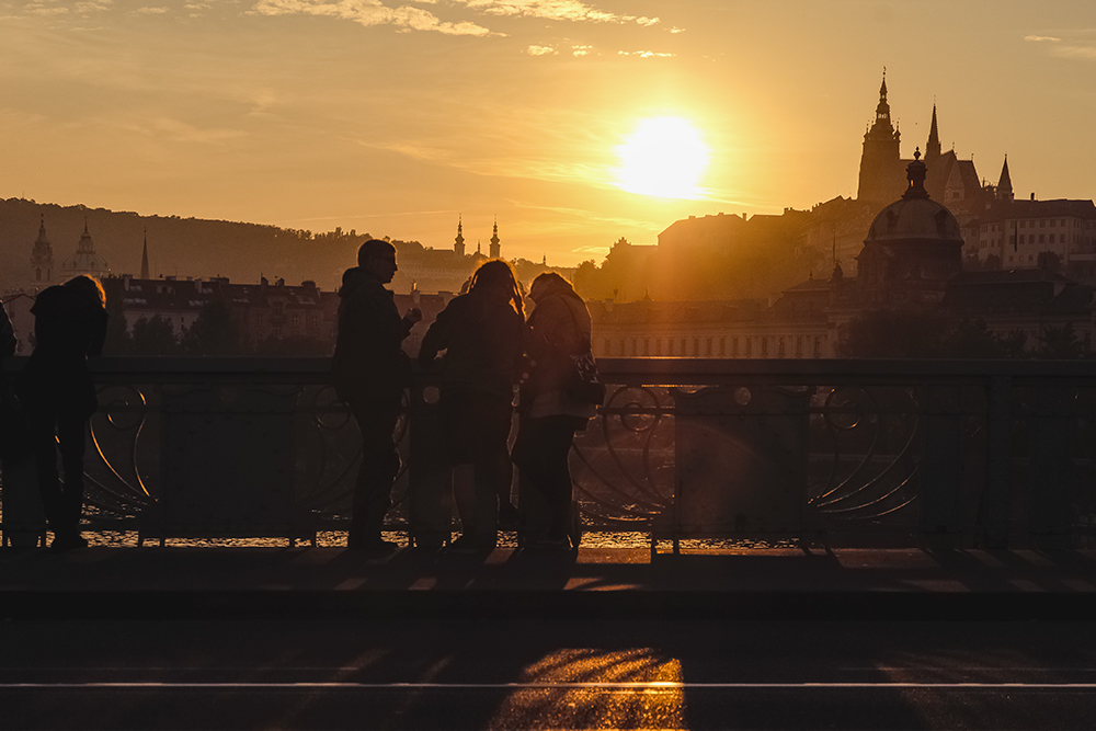 プラハで最高の夕日が見られる8つのスポット