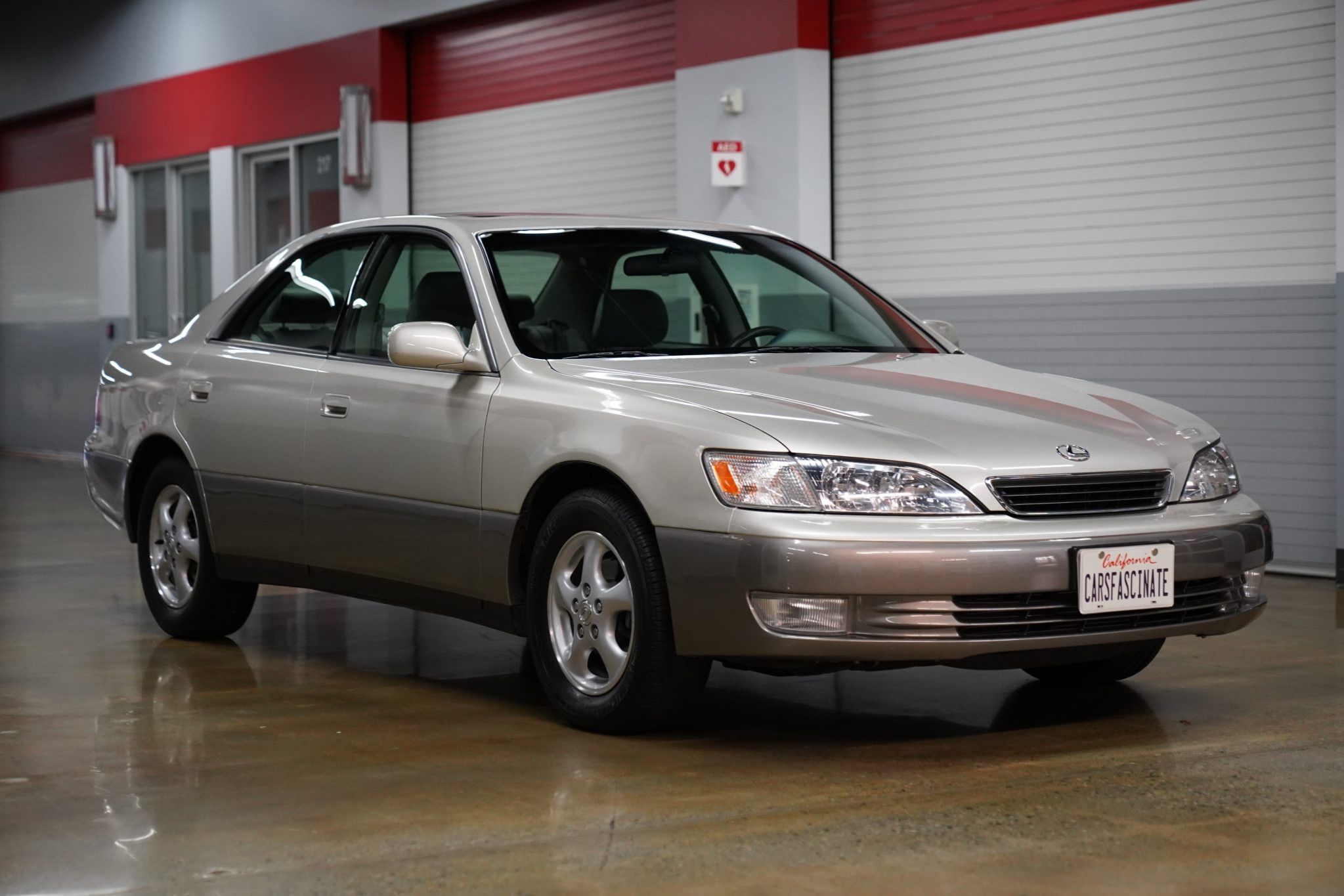 1999 Lexus ES 300 VIN: JT8BF28G2X5057154 - CLASSIC.COM