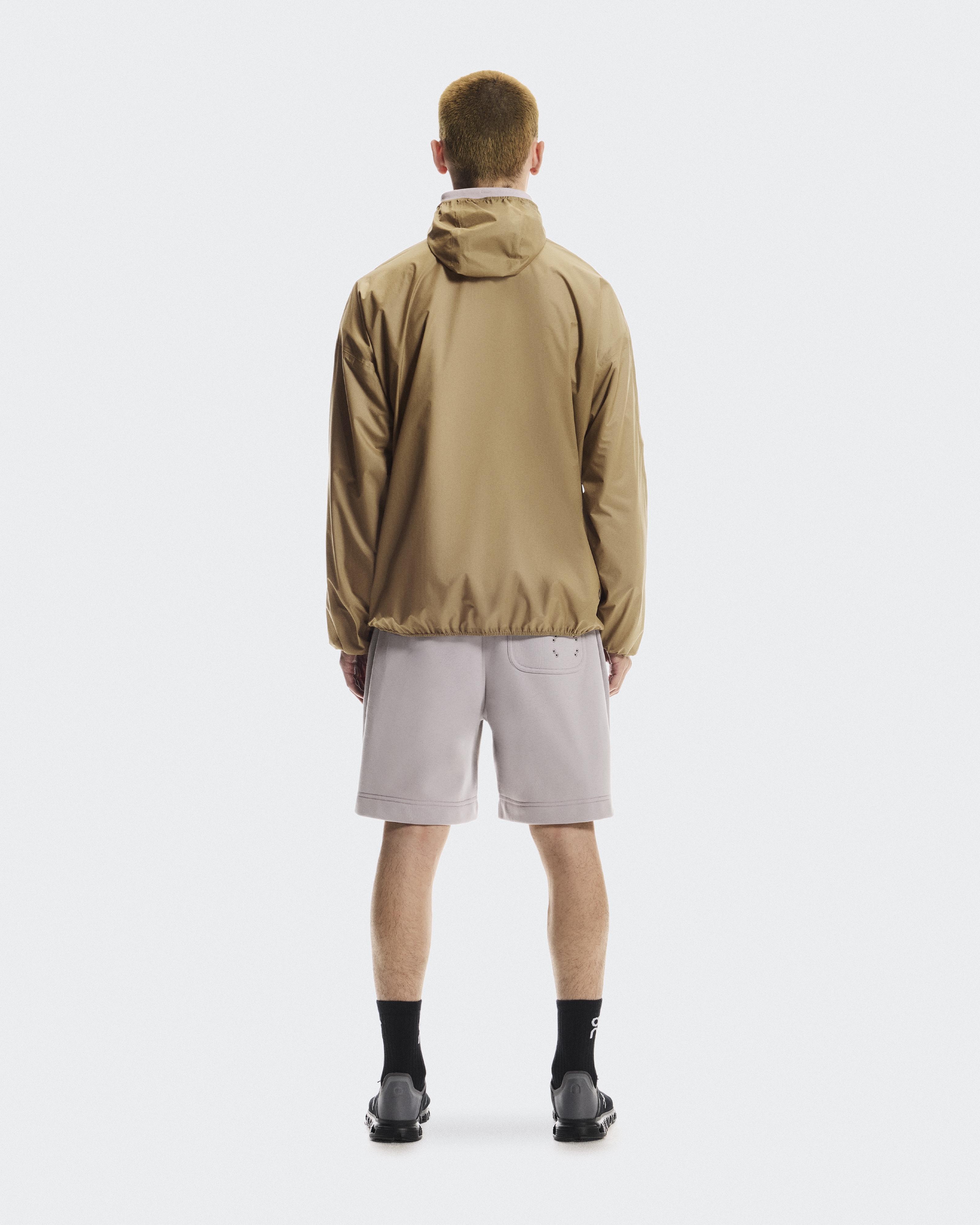 メンズ Explore Lightweight Waterproof Jacket | ベージュ | On 日本