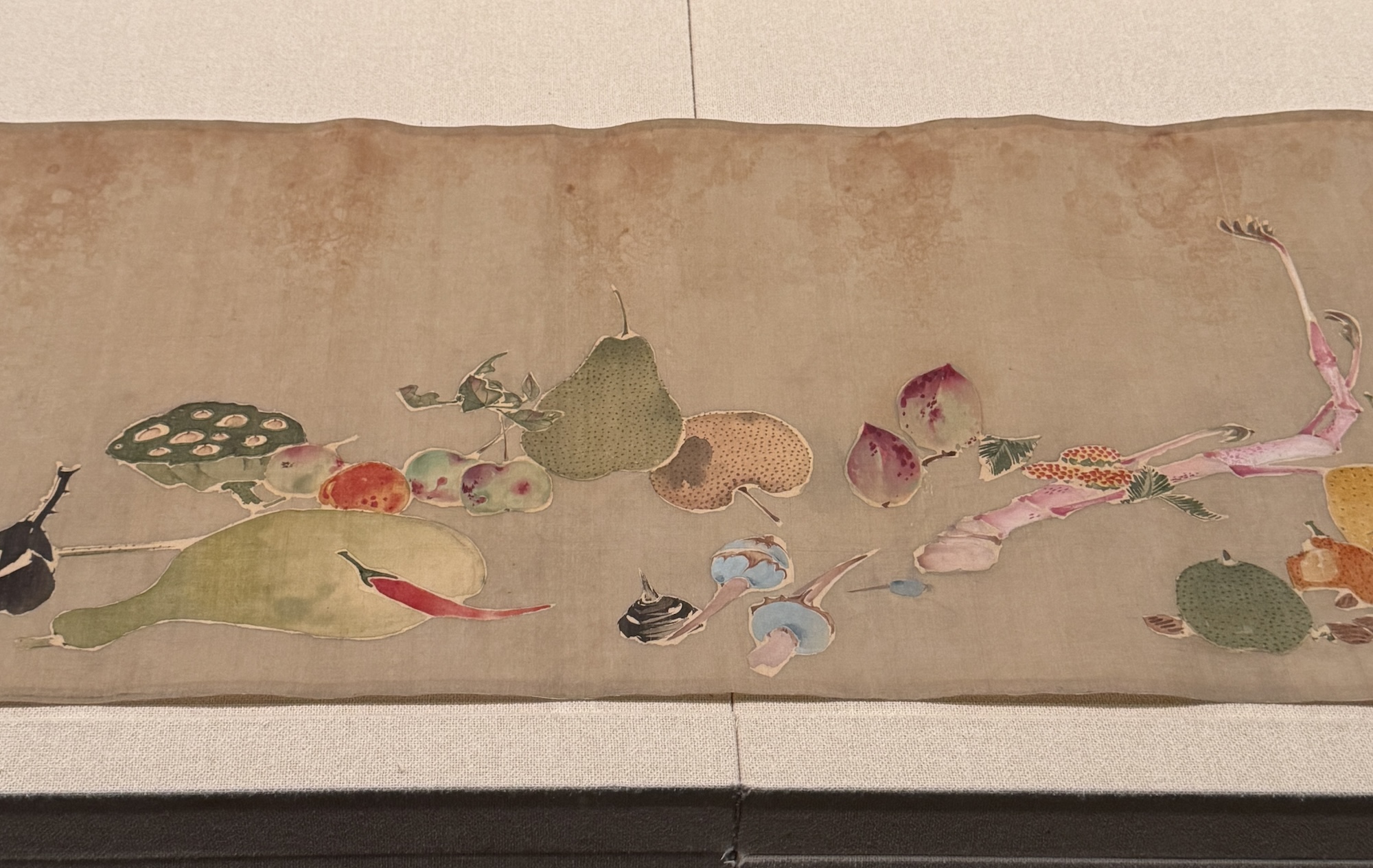 果物と野菜への愛を極めた若冲の画巻に“仏”を見る。「開館5周年記念