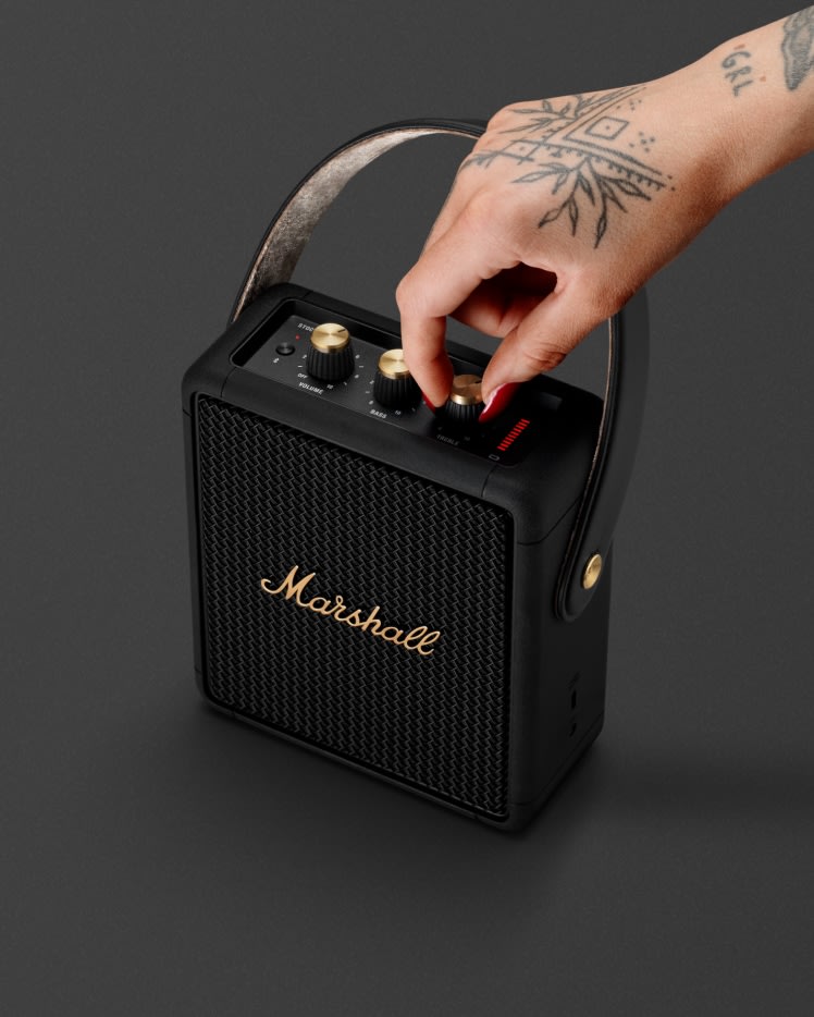 Stockwell II Black and Brass - ポータブルスピーカー | Marshall.com