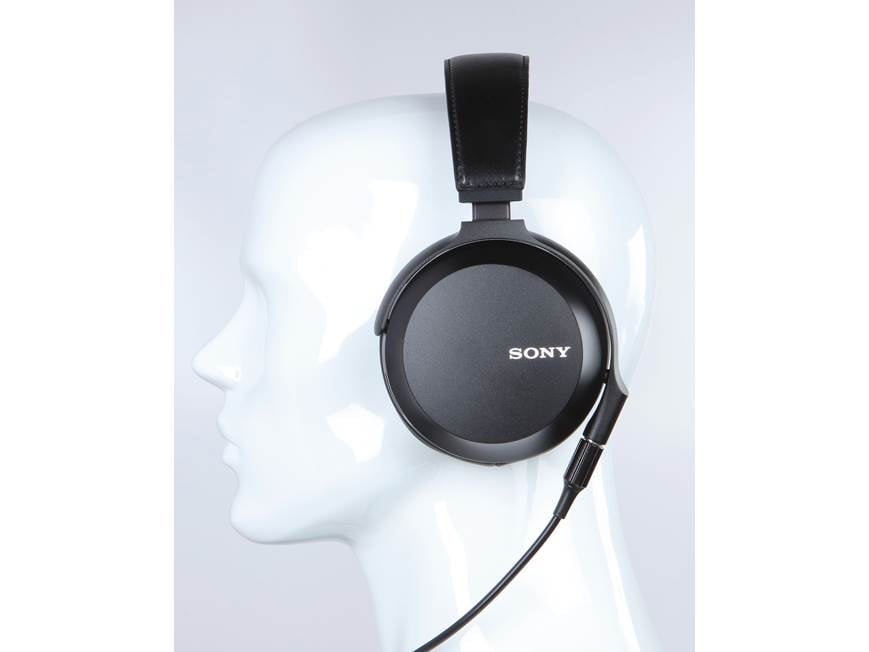 Sony MDR-Z7M2 Over-the-ear headphones at Crutchfield