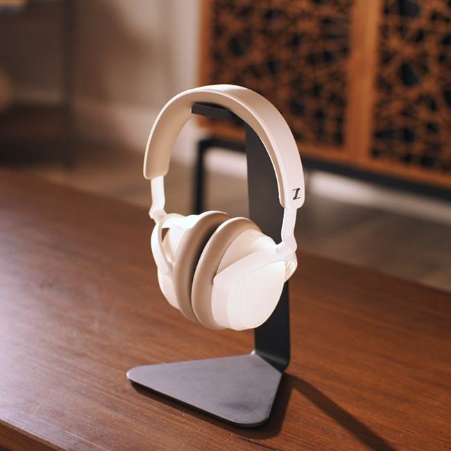 Sennheiser Accentum Plus (White) Over-ear wireless noise-canceling