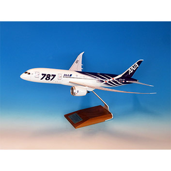 1：100 BOEING 787-8 JA801A 特別塗装デスクトップモデル
