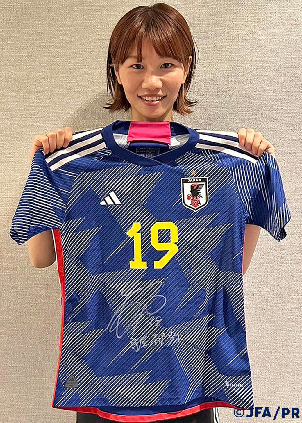 HATTRICK（ハットトリック）-選手の想いをファンへ届ける公式