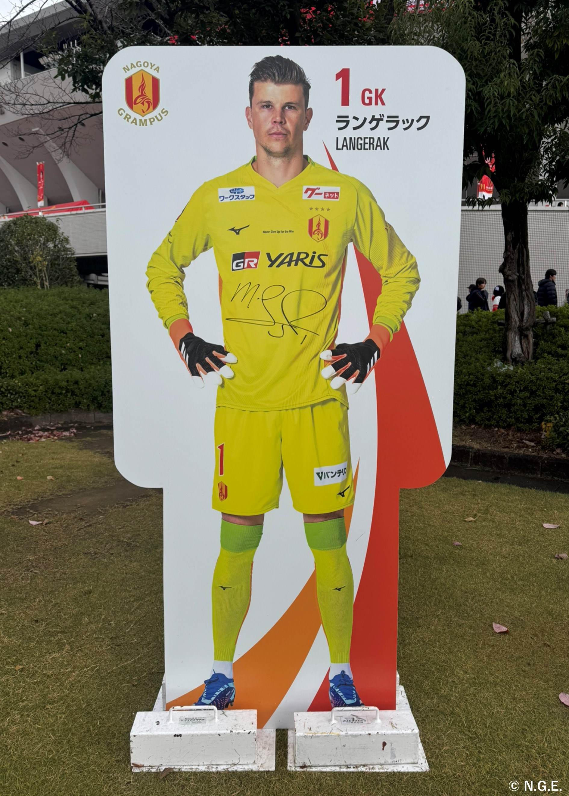 HATTRICK（ハットトリック）-選手の想いをファンへ届ける公式