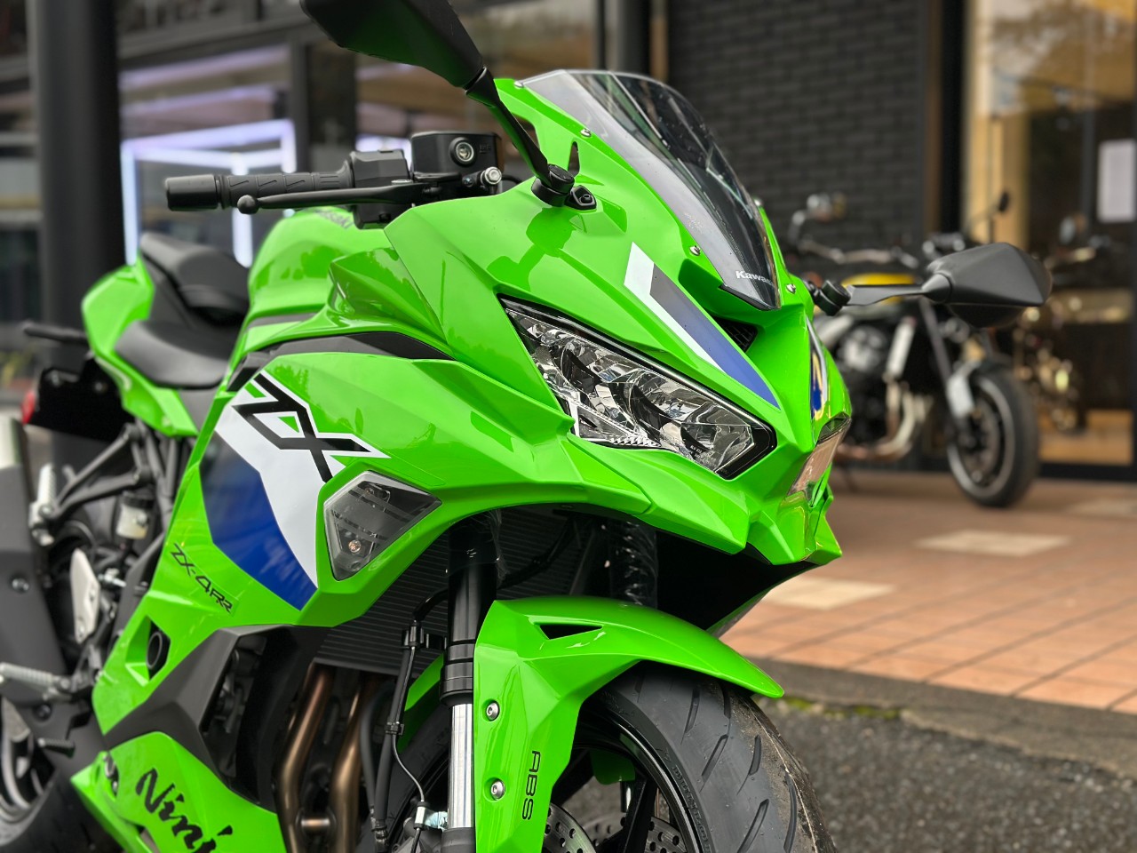 2026年モデル「Ninja ZX-4RR」が入荷しました！| BDSバイクセンサー