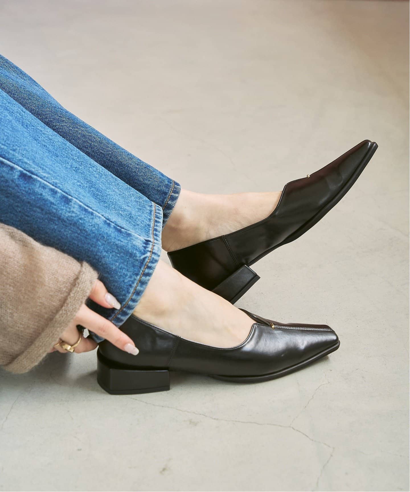 2.5cmスクエアスリットソフトフラット（フラットシューズ）｜LE TALON