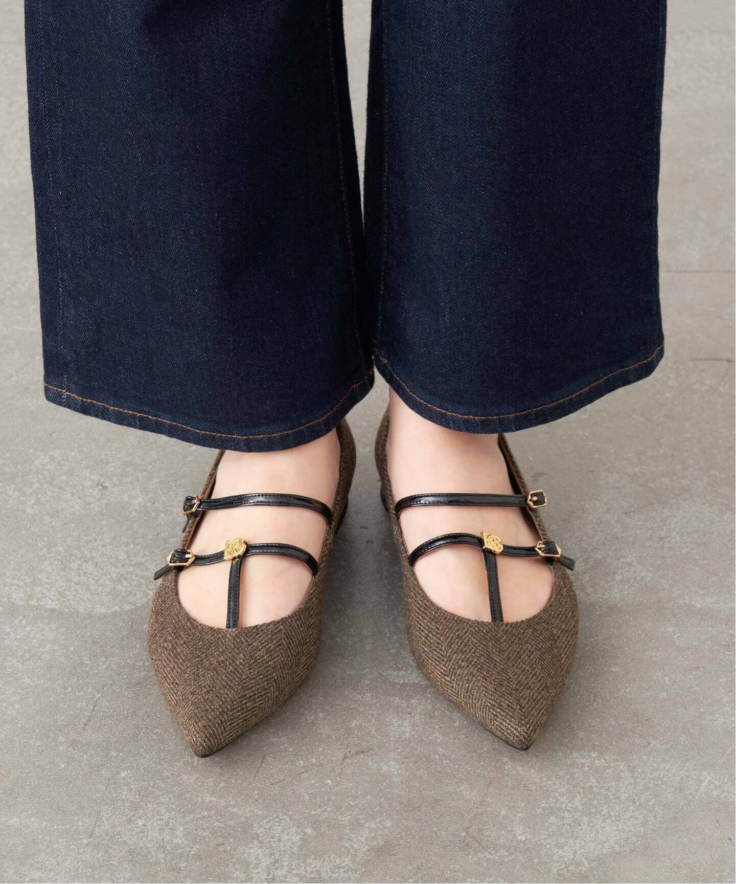 GRISE ポインテッドダブルTストラップフラット（フラットシューズ