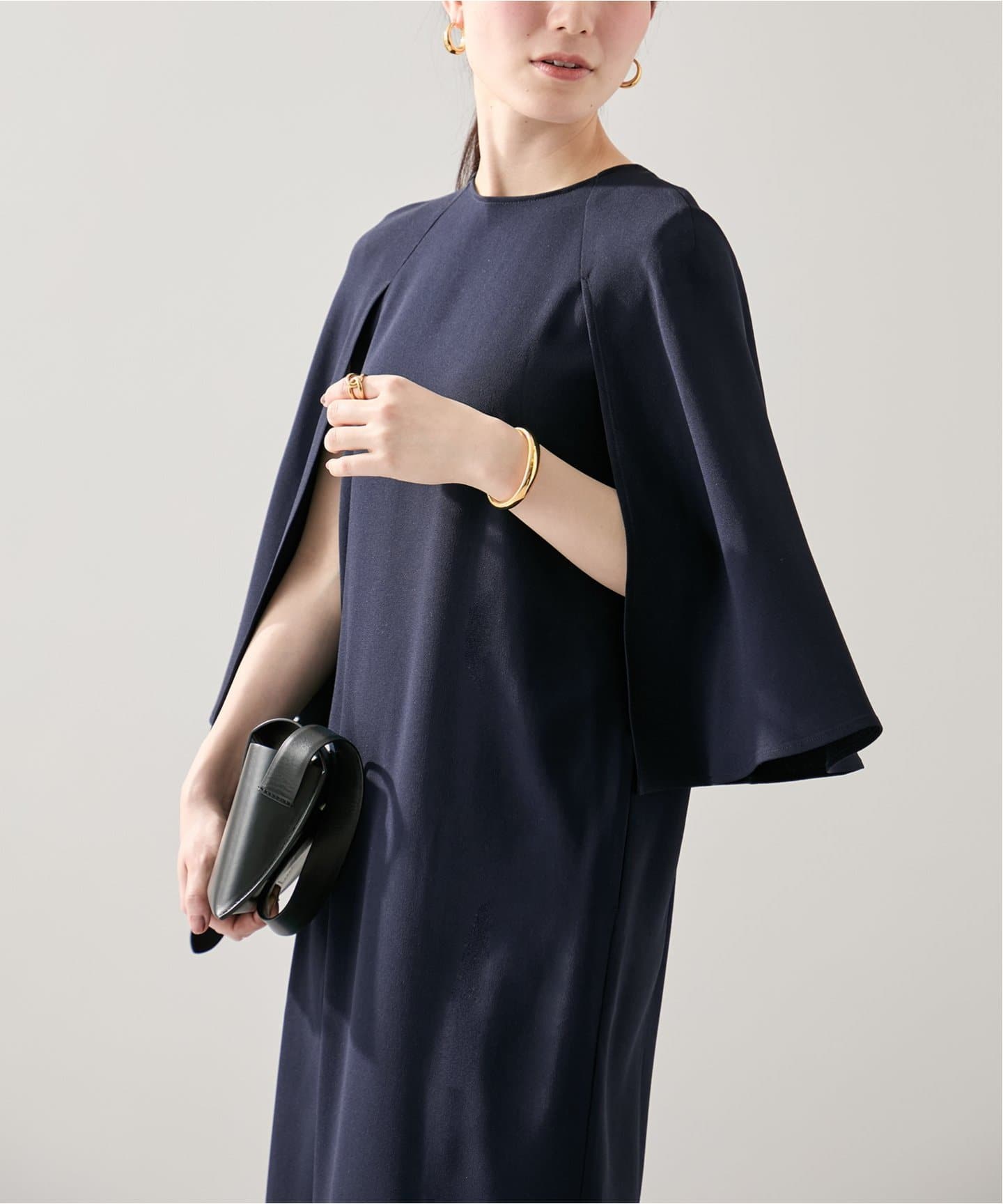 ACEPOLYバックサテンケープ風ワンピース（ワンピース）｜VERMEIL par