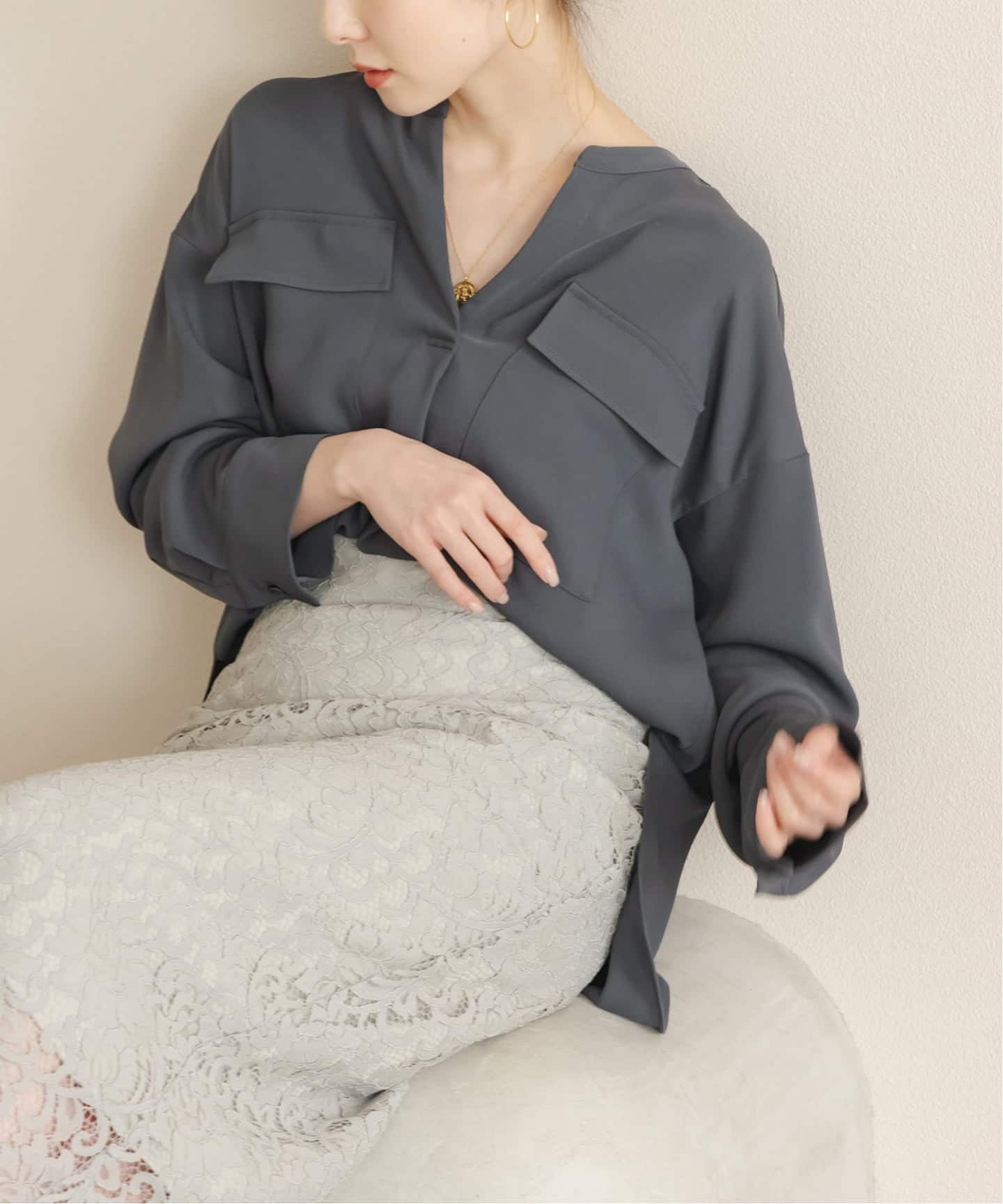 追加・WEB限定カラー》ワークディテールドレープシャツ（シャツ