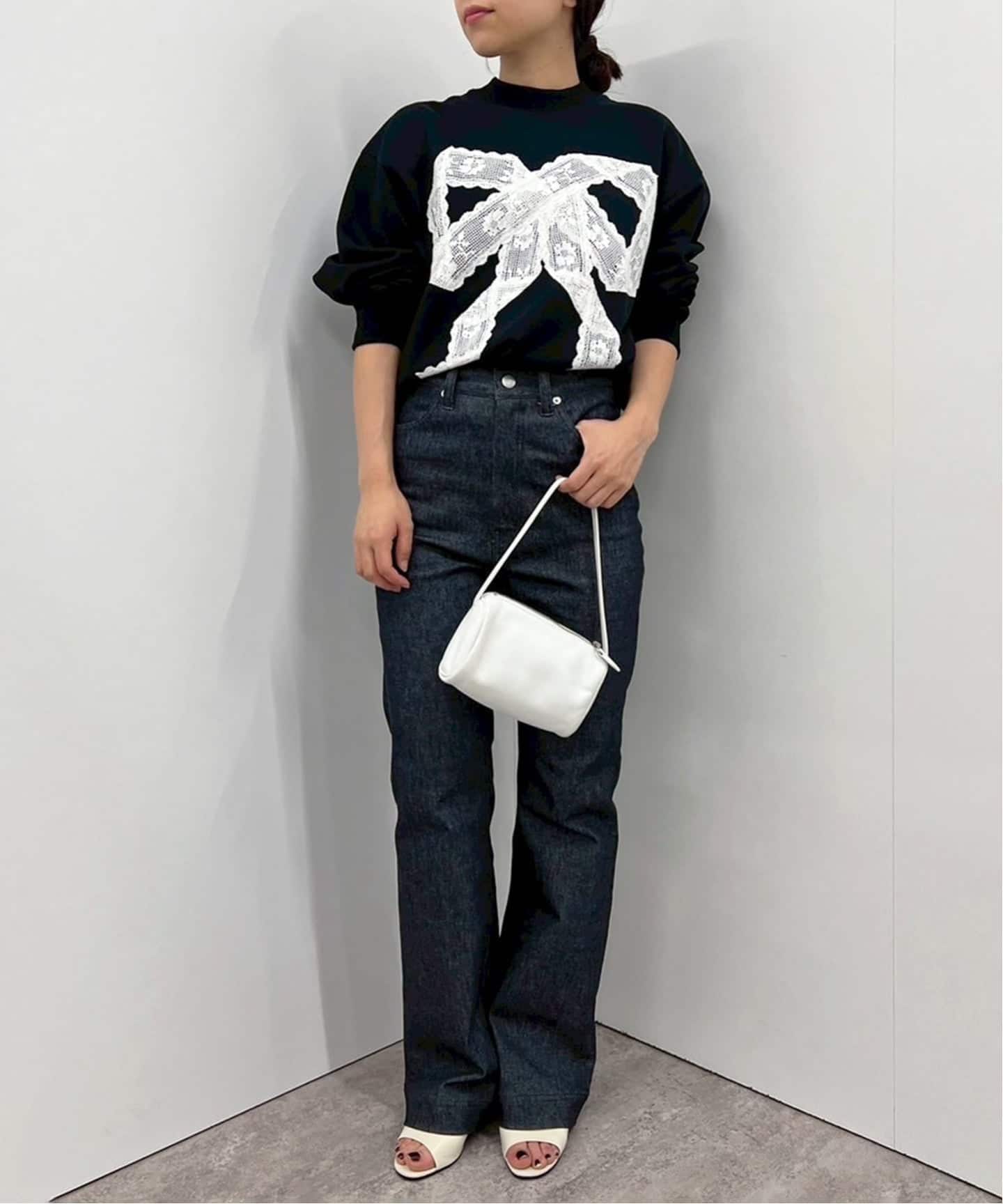 追加》【Yuhan Wang for LULU】lace bow sweatshirt（スウェット