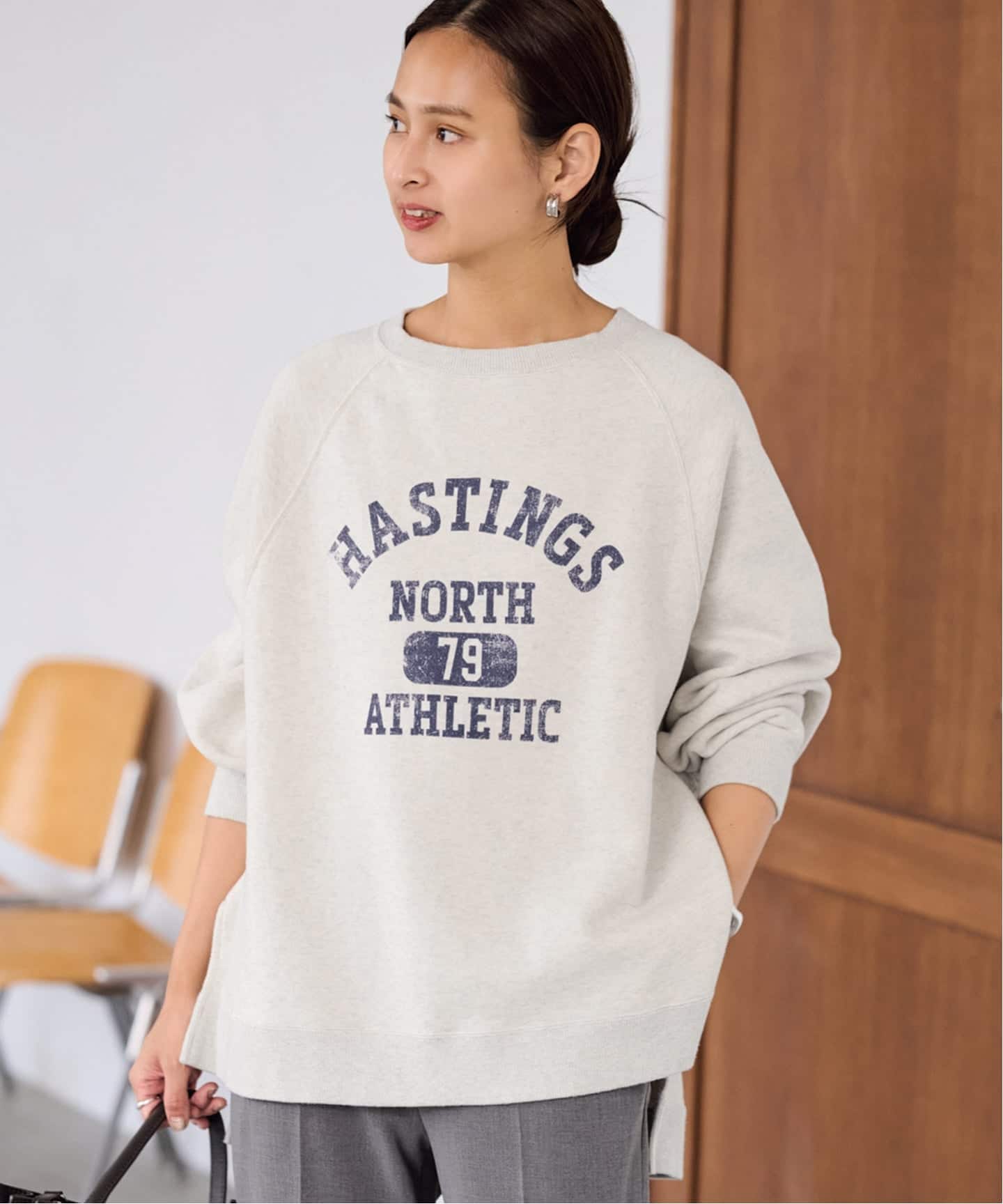 ラグランポンチョプリントスエット（スウェット）｜FRAMeWORK