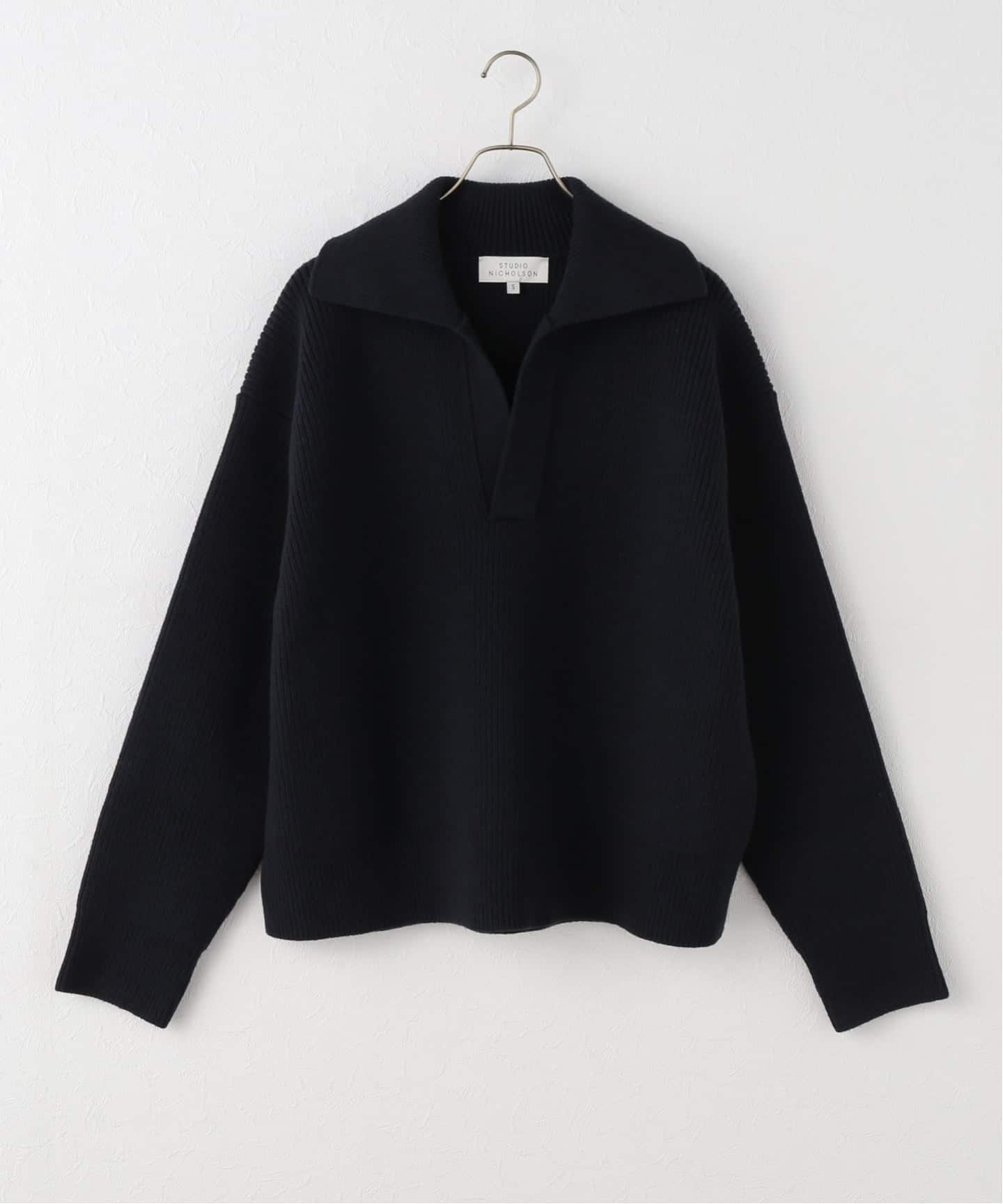 STUDIO NICHOLSON/スタジオ ニコルソン】 RIB COLLAR JUMPER（ニット