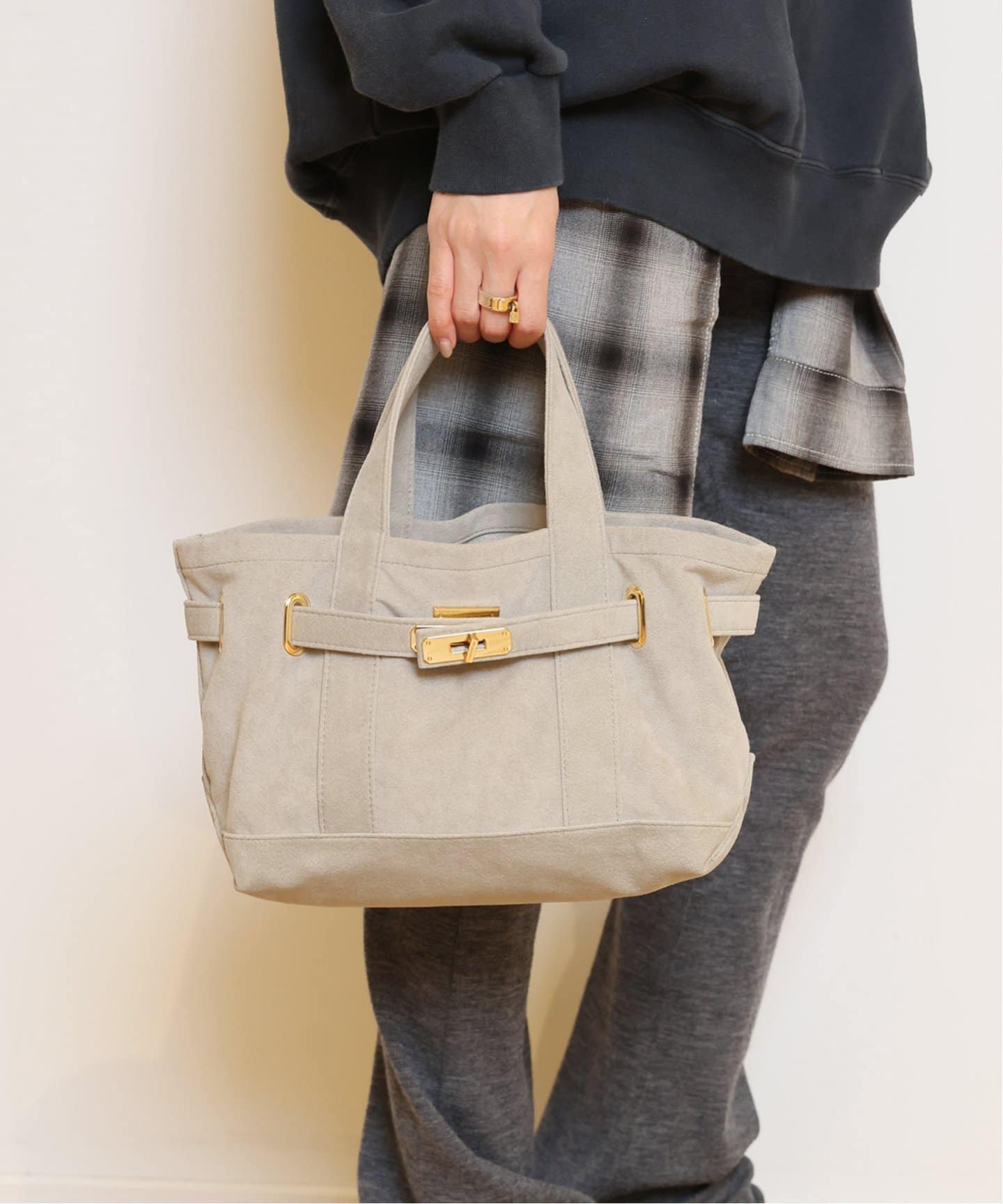 SITA PARANTICA/シータパランティカ】 Ultrasuede カナグツキ