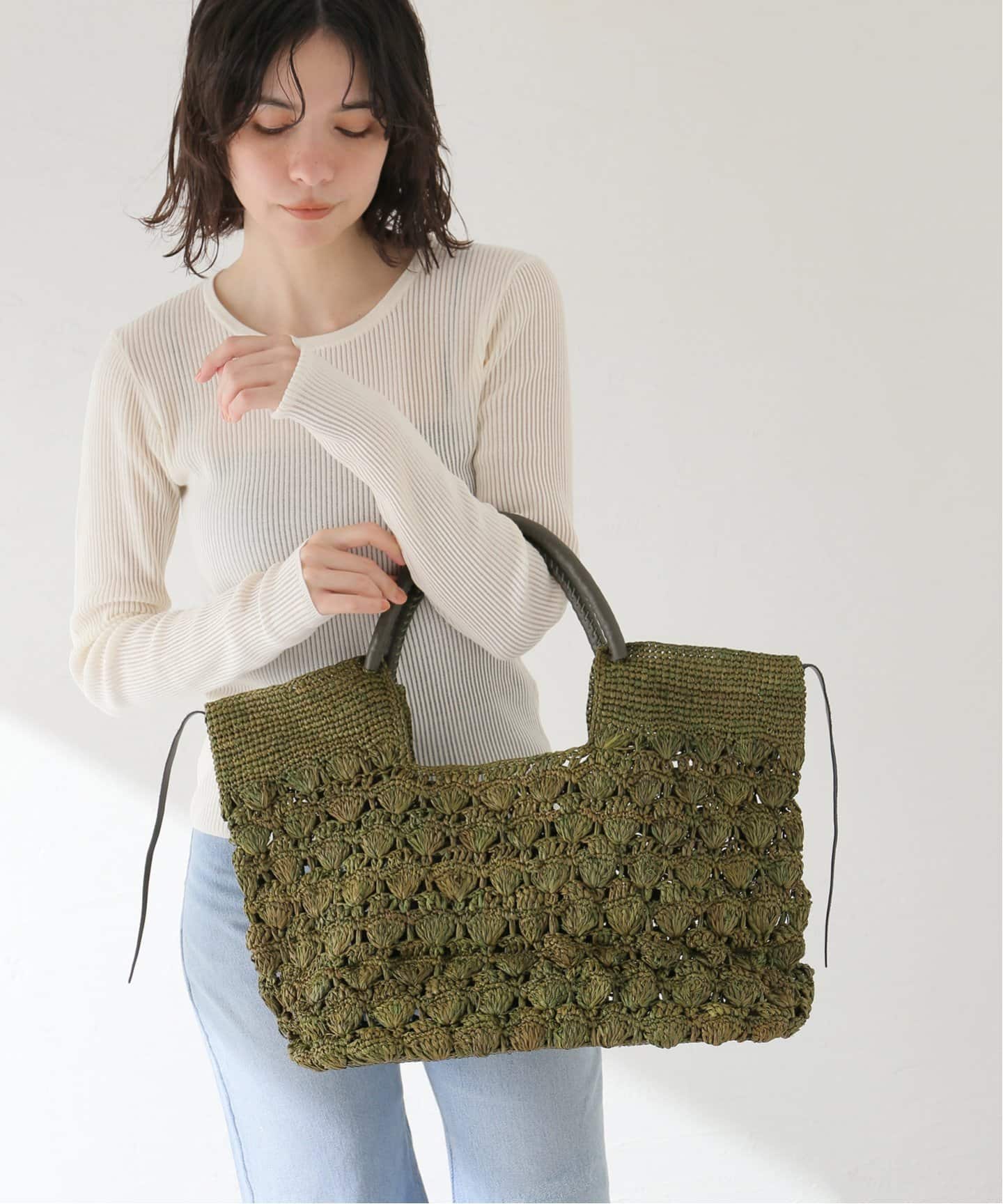 a point etc/アーポワン ウテセ CAISSE UNI MM バッグ（かごバッグ