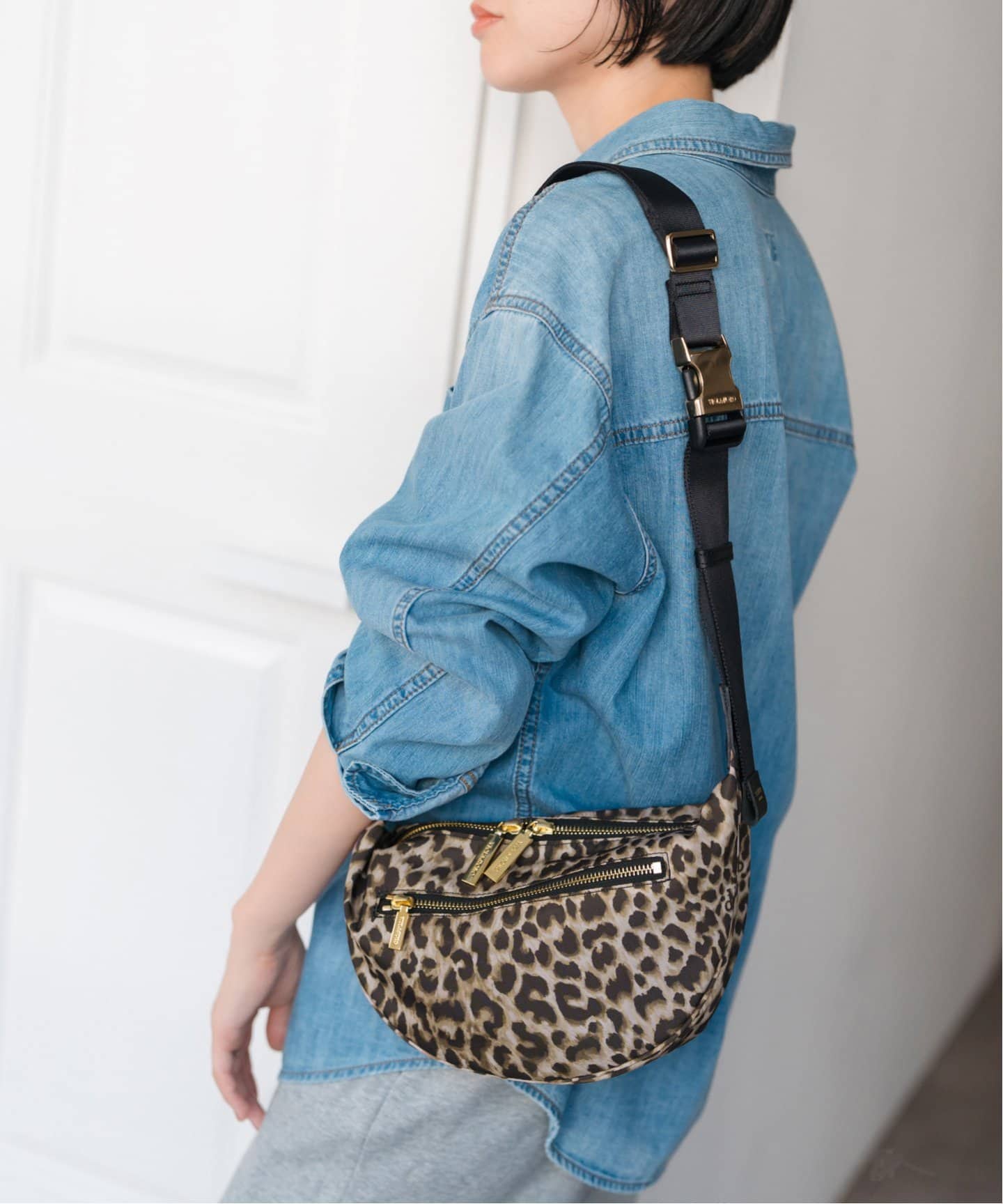 WEB限定》VIOLAd'ORO / ヴィオラドーロ BIANCAナイロンショルダー