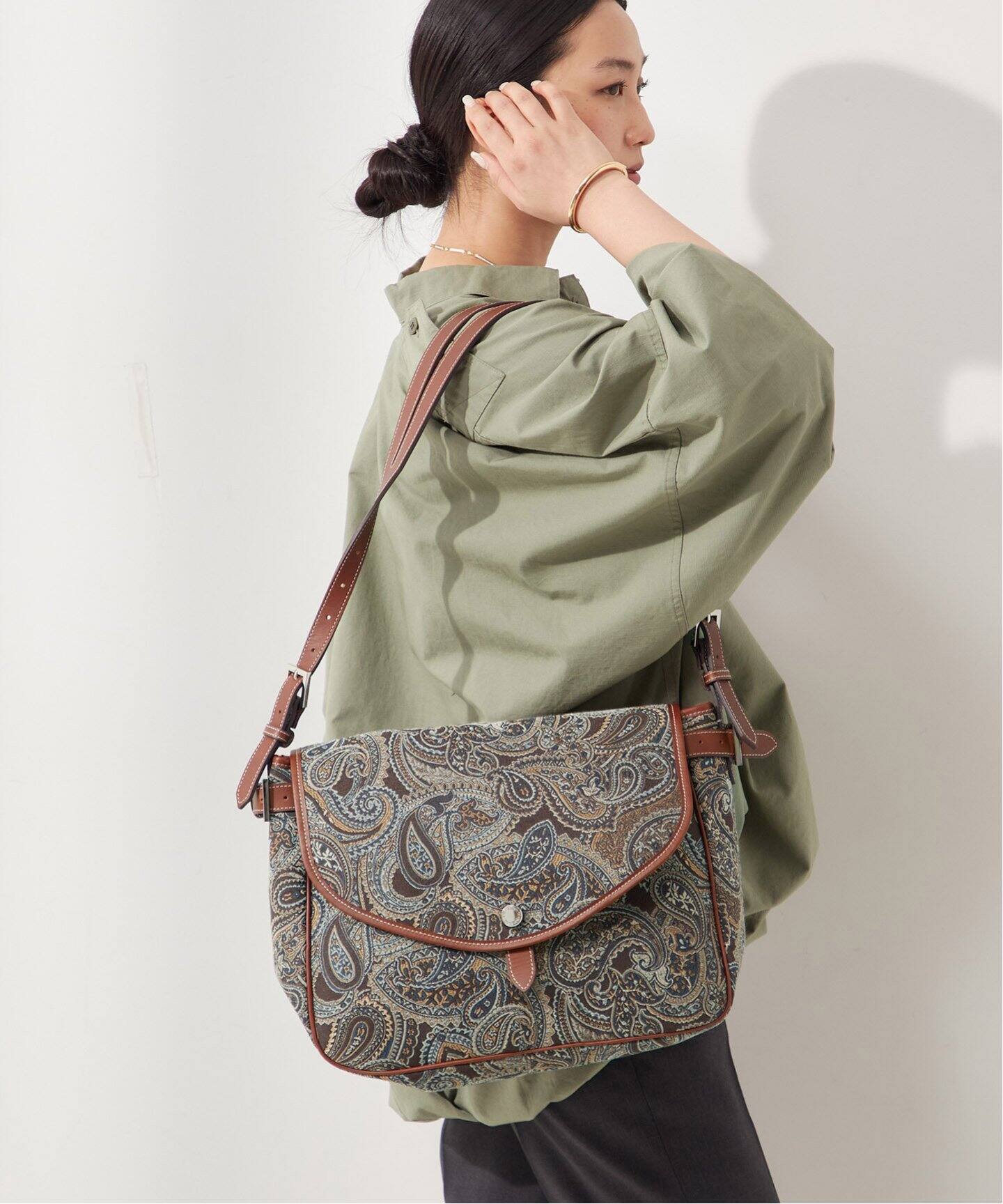 A VACATION/ア ヴァケーション】KIKI SLD LAKE：ショルダーバッグ