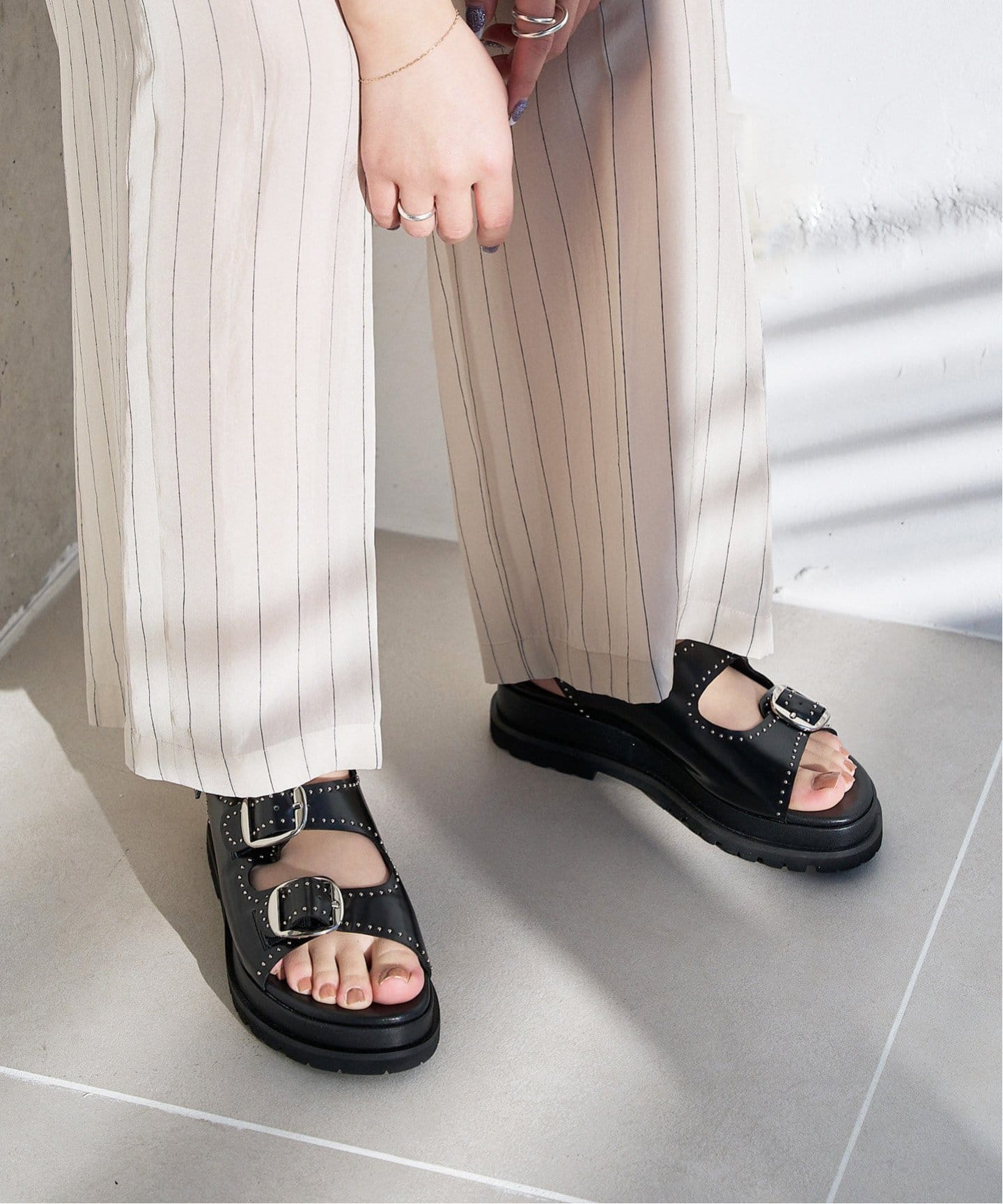 MOHI / モヒ スタッズベルトサンダル（サンダル）｜LE TALON（ル