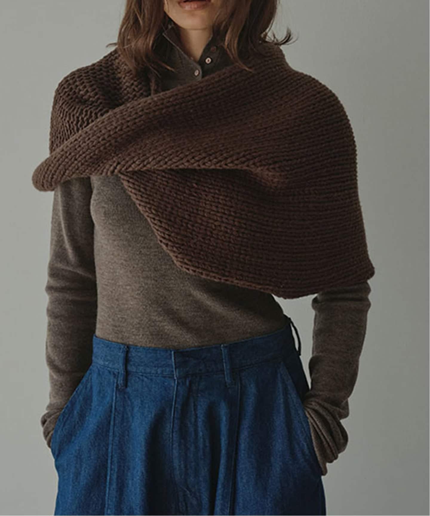 ETRE TOKYO バルキーヤーンハンドニットスヌード（マフラー）｜BOICE