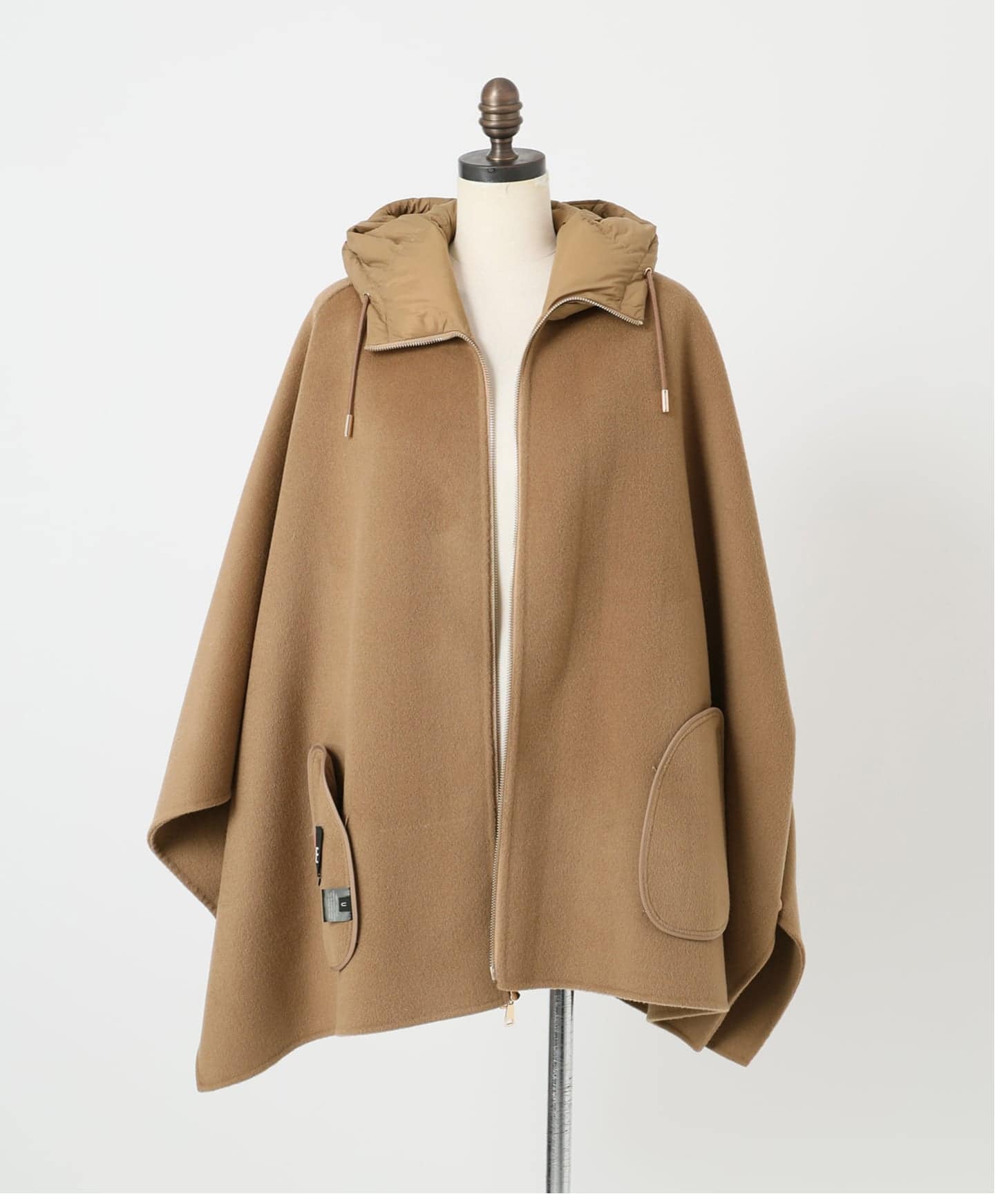 MY WHITE/マイホワイト】CAPE（ポンチョ・マント）｜Deuxieme Classe