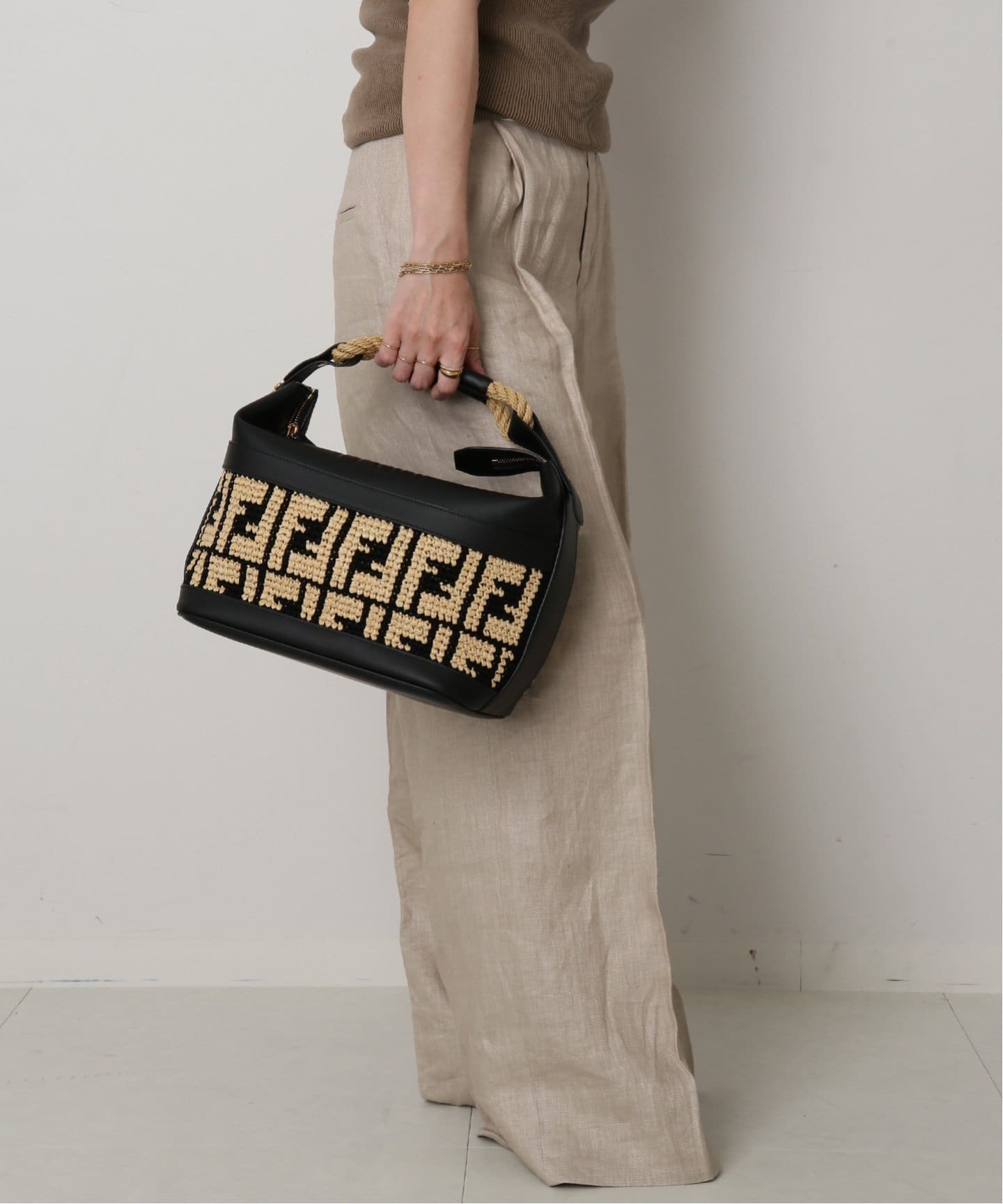 VINTAGE FENDI/フェンディ】 Zucca バニティバッグ raffia