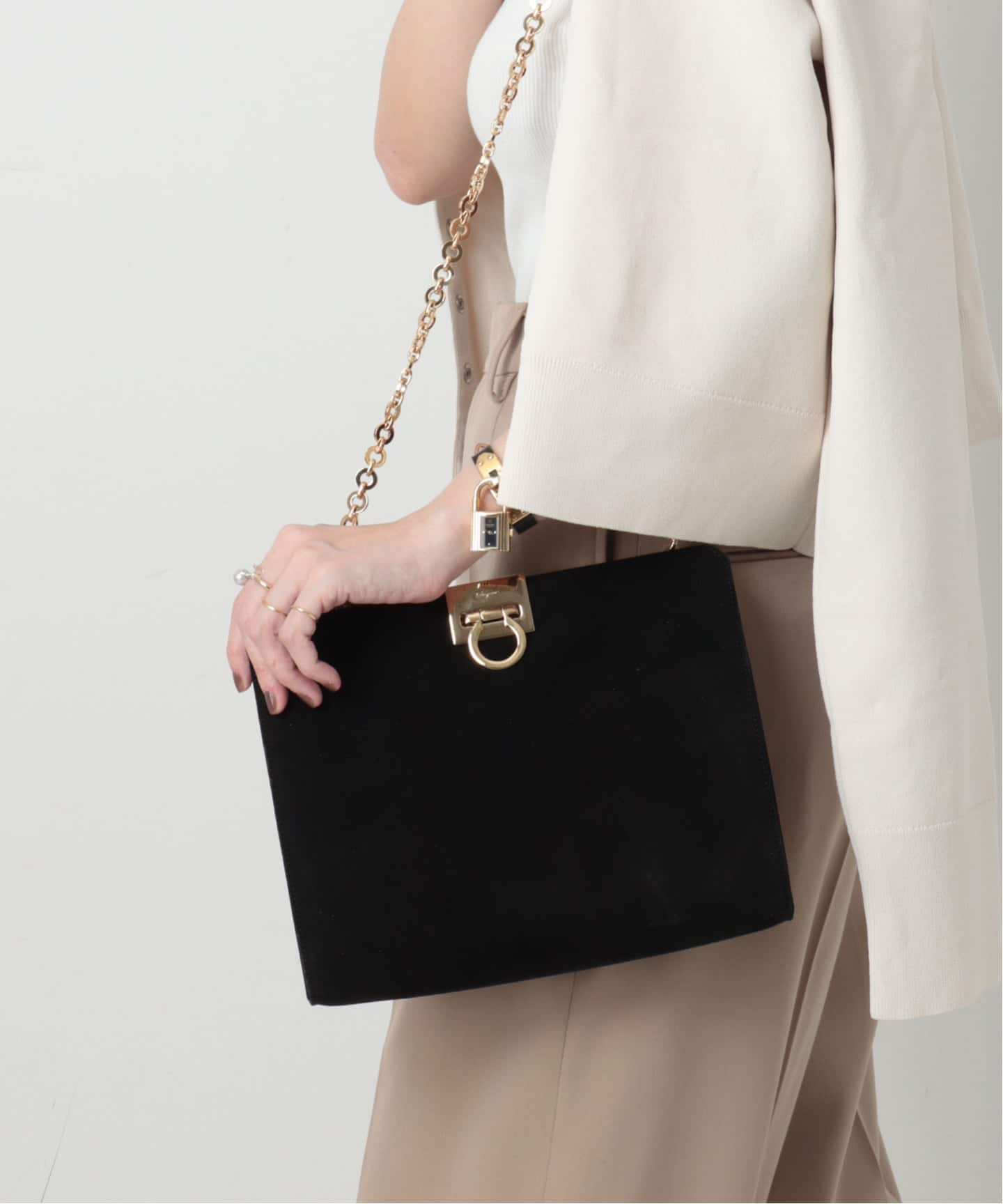 VINTAGE FERRAGAMO/フェラガモ】Gancini チェーンショルダーバッグ