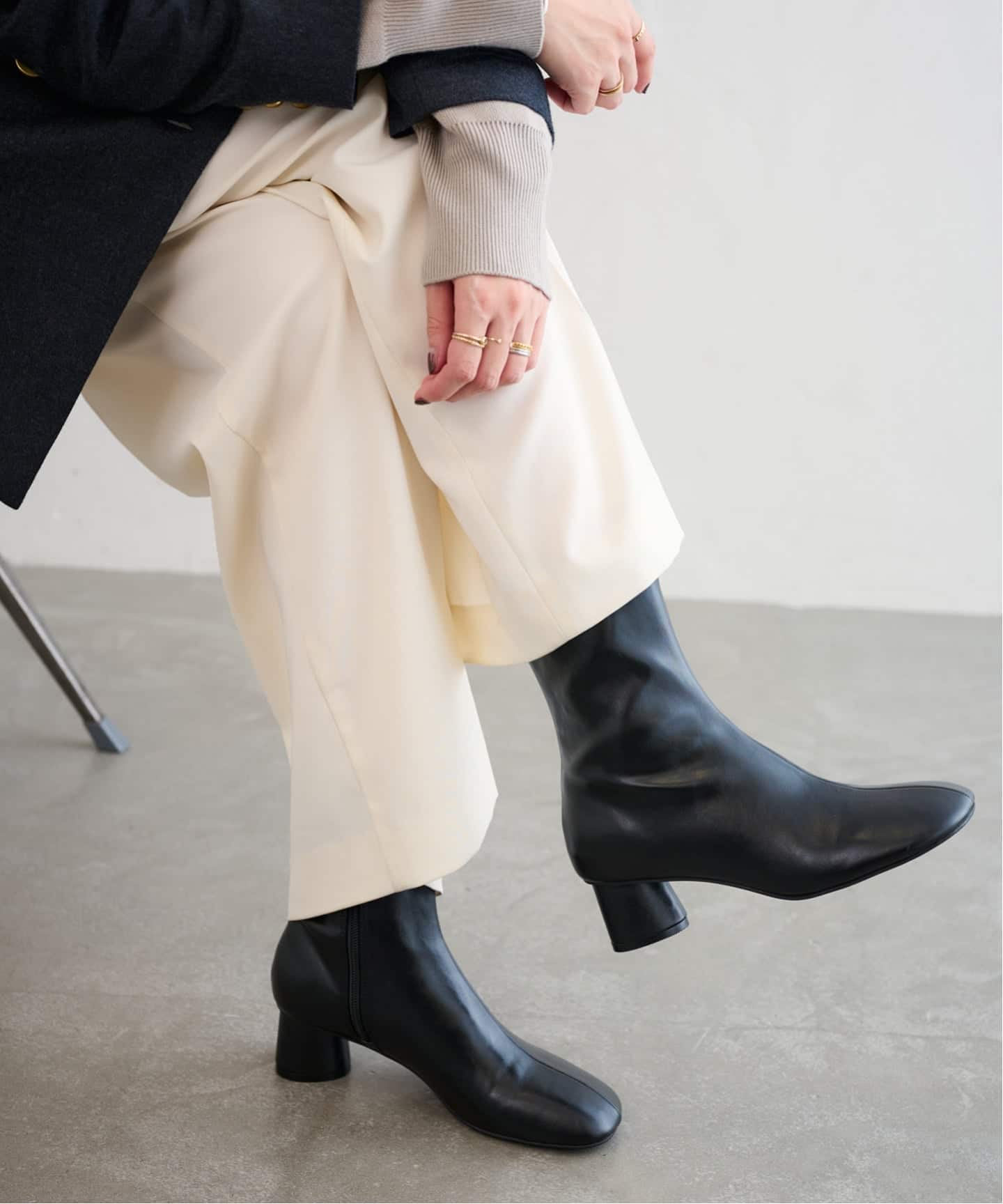 追加》4.5cmオブリークショートブーツ（ブーティ・ショートブーツ