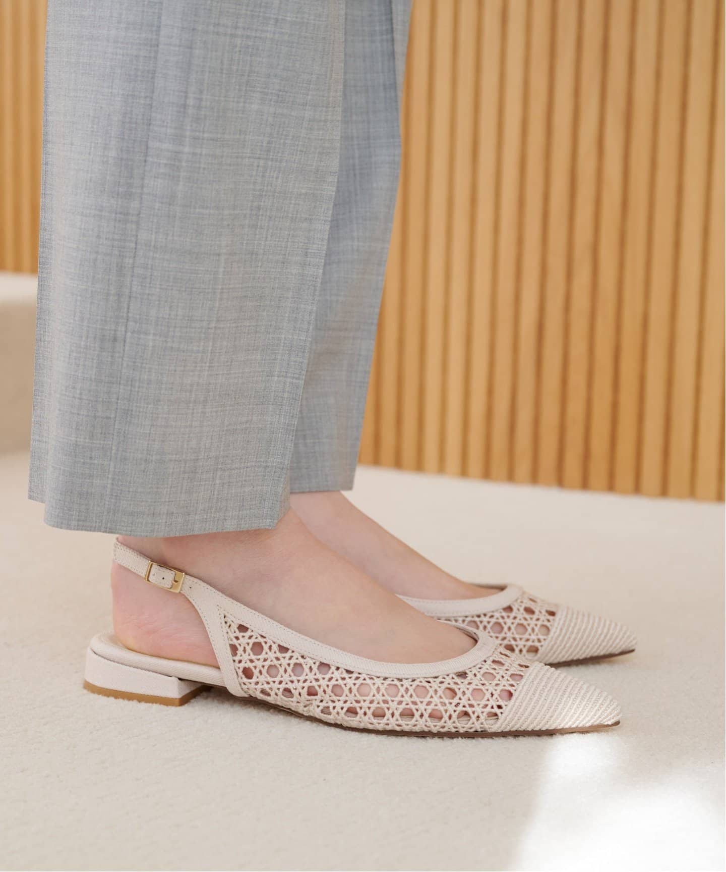 追加》ポインテッドクロシェレーススリングバック（フラットシューズ