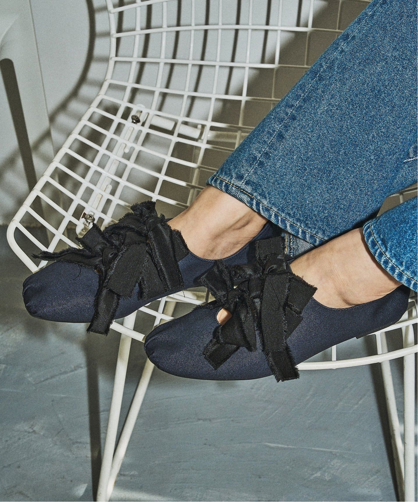 追加》GRISEサテンリボンバレリーナ（フラットシューズ）｜LE TALON