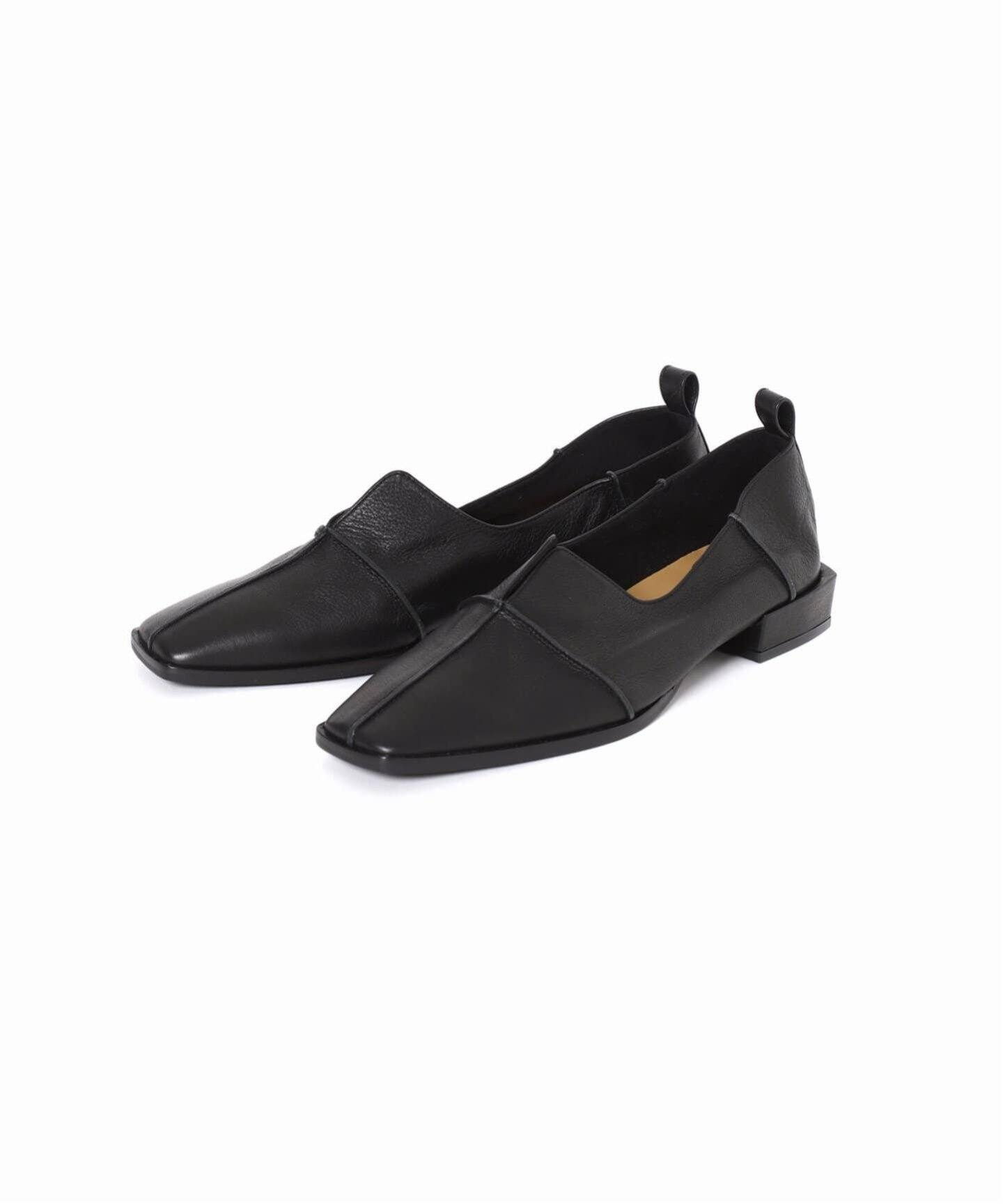 追加》GRISEレザースクエアクロスシームアンクルフラット（フラット