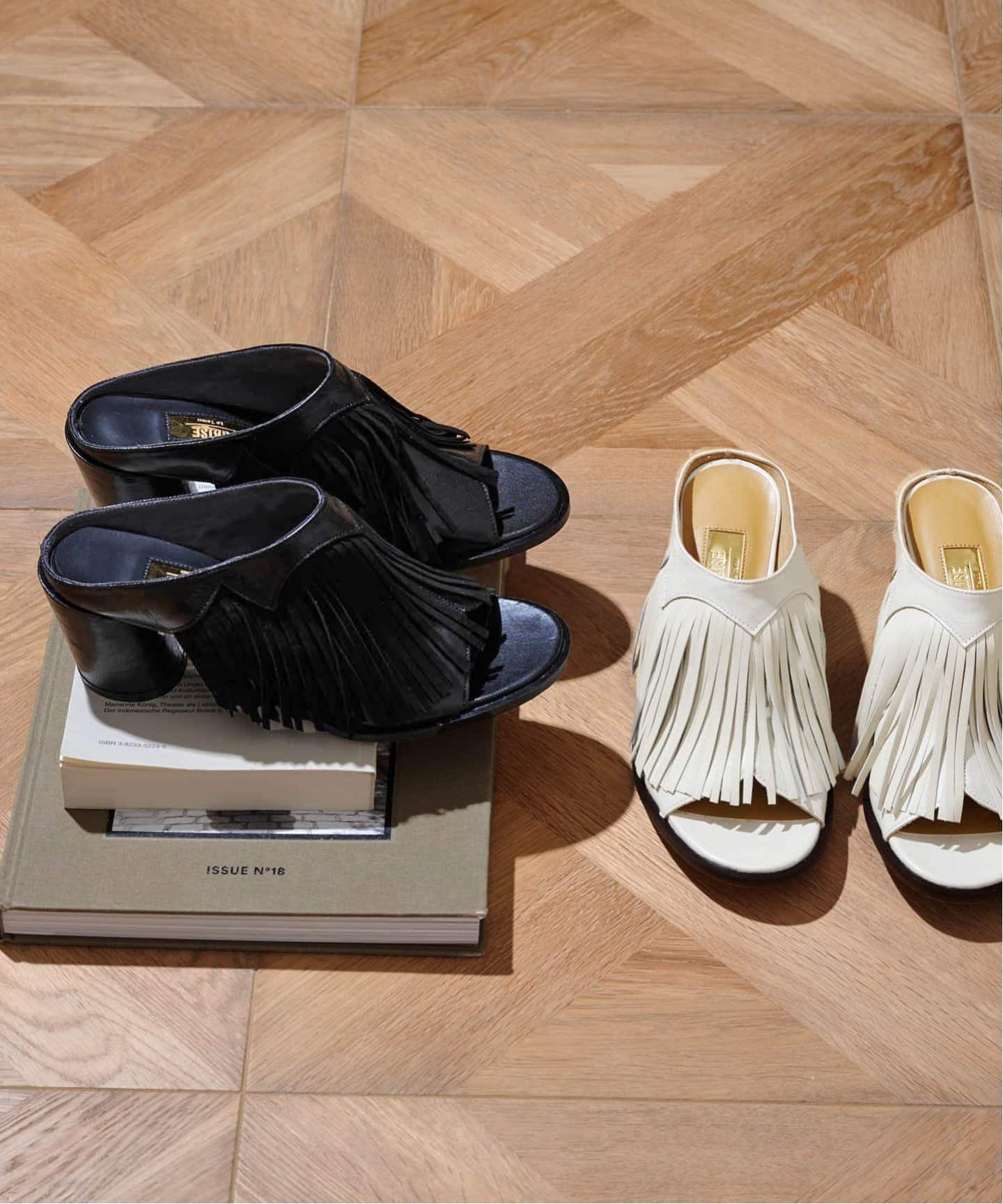 GRISE6cmレザーFRINGEミュールサンダル（サンダル）｜LE TALON（ル