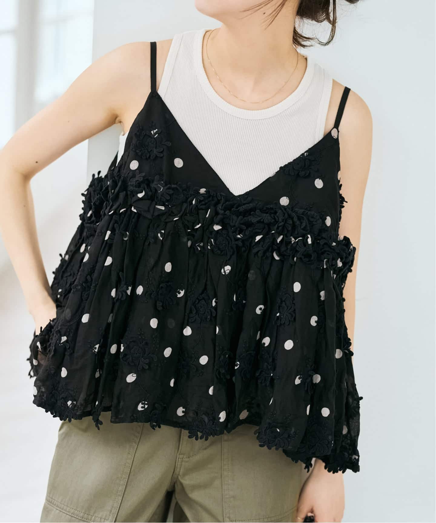 追加予約》crinkle crinkle crinkle 別注3D embroidery dot camisole